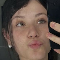 Abril Milagros Naken