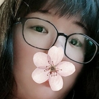 Acacia Wen Naken