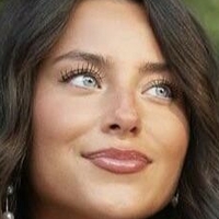 Addy Kate Naken