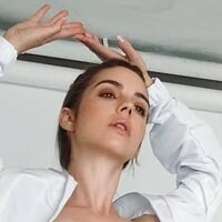 Adelaide Kane Naken