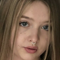 Adora Mars Naken