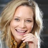 Adrienne Pickering Naken