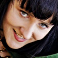 Aeryn Walker Naken