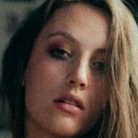 Aimée Pienschke Naken
