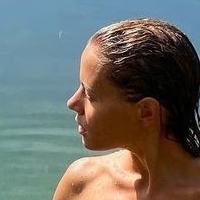 Aino Vierimaa Naken