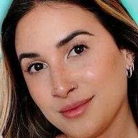 Alanah Cole Naken