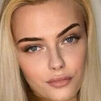 alarna Naken