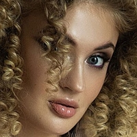 Alesya Selina Naken