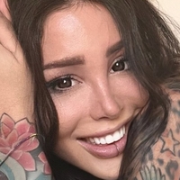 Alex Mucci Naken