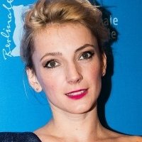 Alexandra Borbely Naken