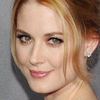 Alexandra Breckenridge Naken