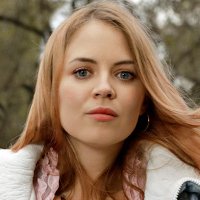 Alexandra Dahlström Naken