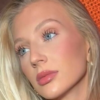 Alexis Clark Naken