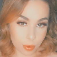 Alexis Pierce Naken