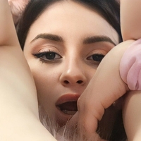 alexislayer Naken