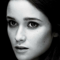 Alice Allegra Englert Naken