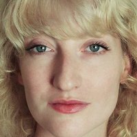 Alice Barnole Naken