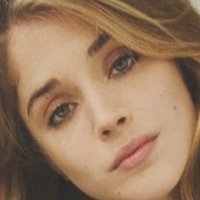 Alice Isaaz Naken