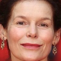 Alice Krige Naken