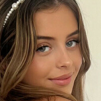 Alicia Hartwell Naken
