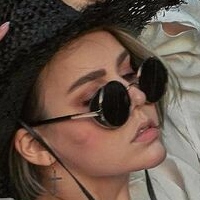 Alina Rin Naken