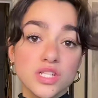 Ally Anna Maria Naken