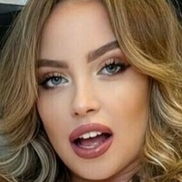 Allyson Naken