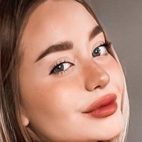 Alyahhs Naken
