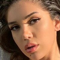 Alyshia Barragan Naken