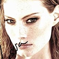 Alyssa Sutherland Naken