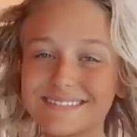 Alyvia Alyn Lind Naken