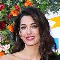 Amal Clooney Naken