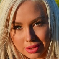 Amanda Breden Naken