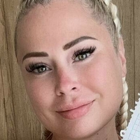 AmandaSchmanda Naken