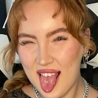 Amber Roes Naken