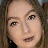 Amelie Dubon Naken