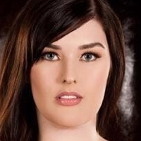 Amie Double D Naken