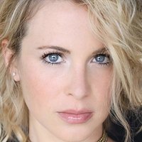 Amy Gumenick Naken