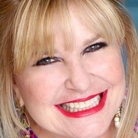 Amy Lyndon Naken