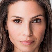 Ana Ayora Naken