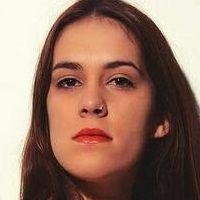 Ana Ferreira Naken