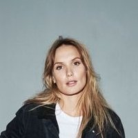 Ana Girardot Naken