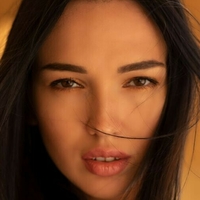 Ana Martzipanova Naken