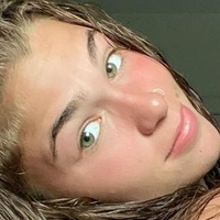 andrea.posnerrr Naken