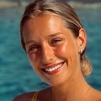 Andrea Sesma Naken
