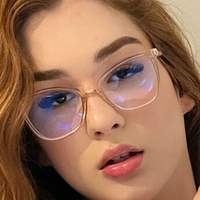 Angela Peres Naken