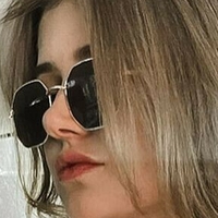 Angelica Kauer Naken
