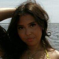 Angelina Davis Naken