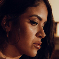 Angie Henao Naken