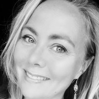 Anita Jacobson Naken